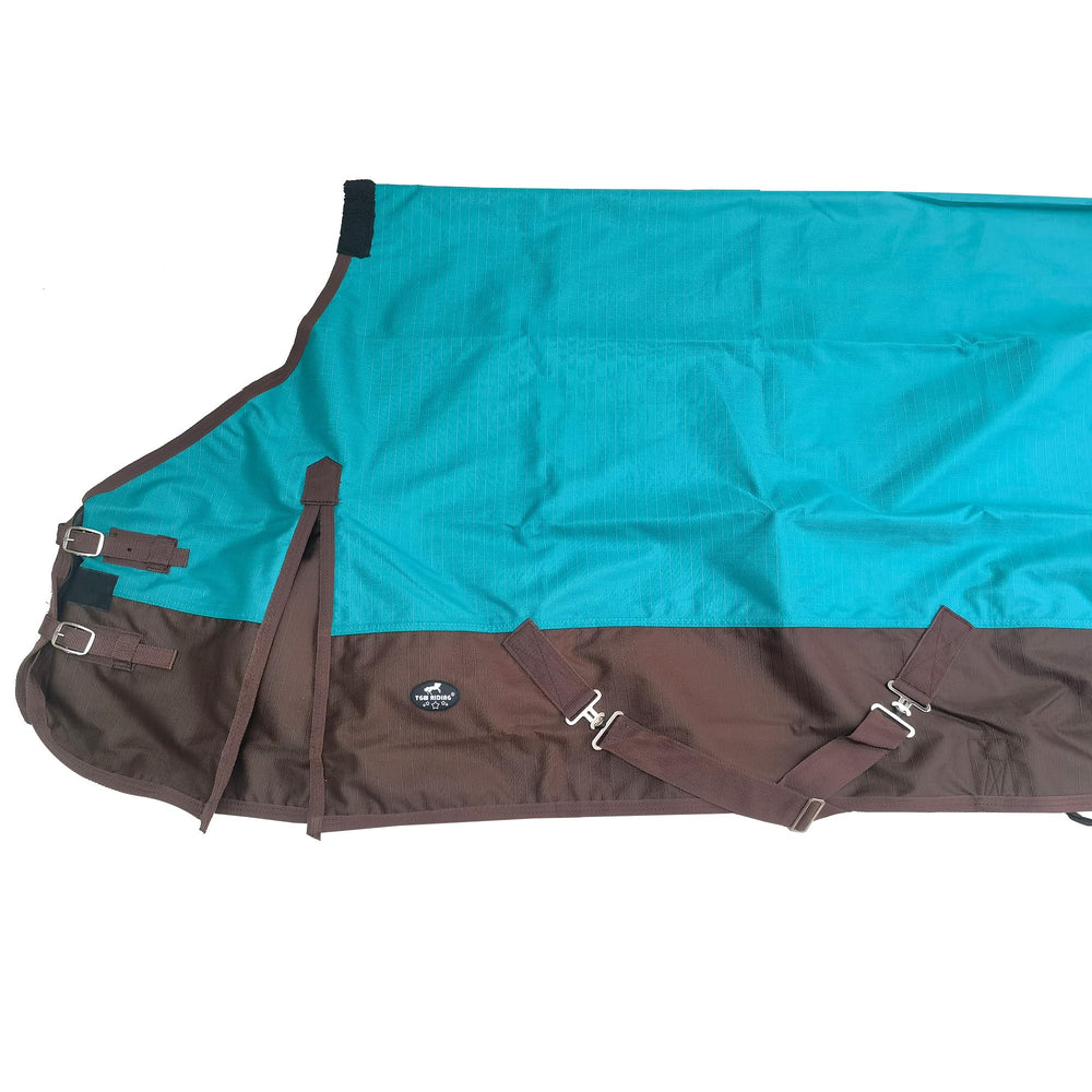 TGW RIDING cobertor caballo con cierre doble ajustable para un ajuste seguro.