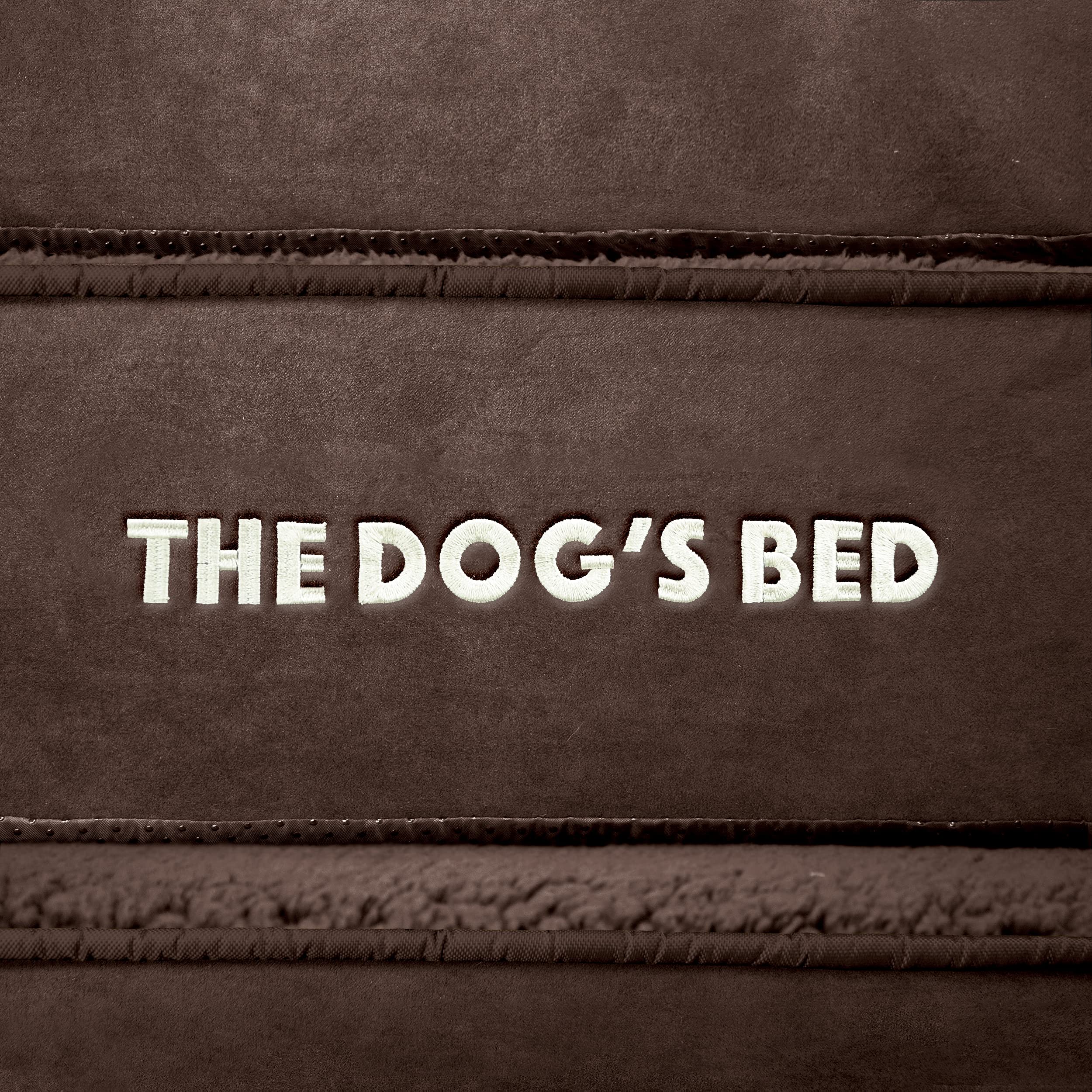 El exterior resistente de The Dog's Balls soporta uso diario.