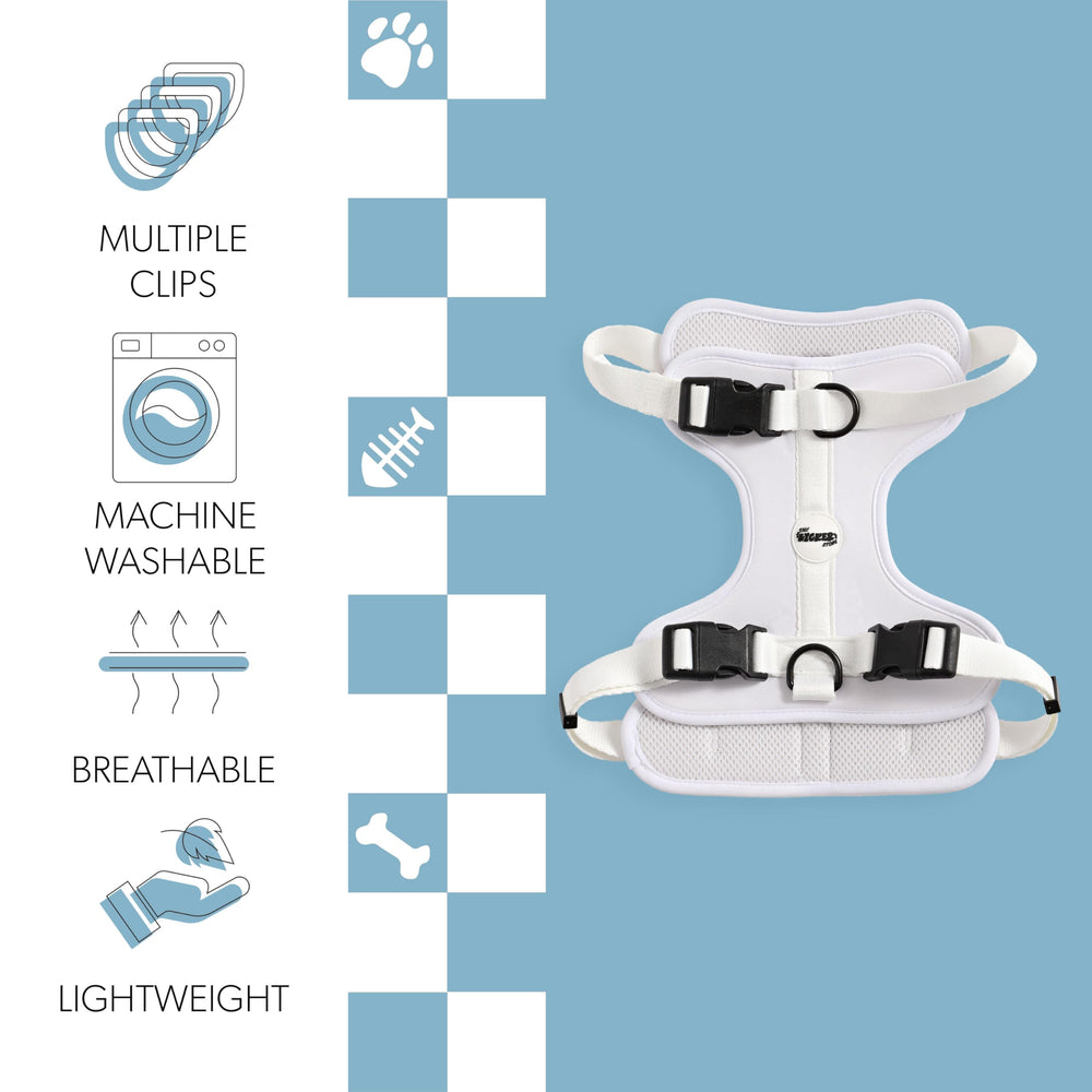 Arlo en primer plano con hebillas, diseño de tres broches para ponérselo rápido