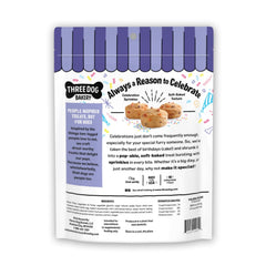Three Dog Bakery ingredientes reales en una golosina deliciosa para perros.