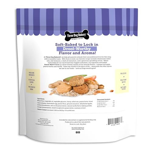 Three Dog Bakery ingredients oats, apple, peanut butter, and vanilla invite wholesome snacking.