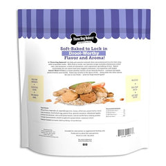 Three Dog Bakery ingredients oats, apple, peanut butter, and vanilla invite wholesome snacking.