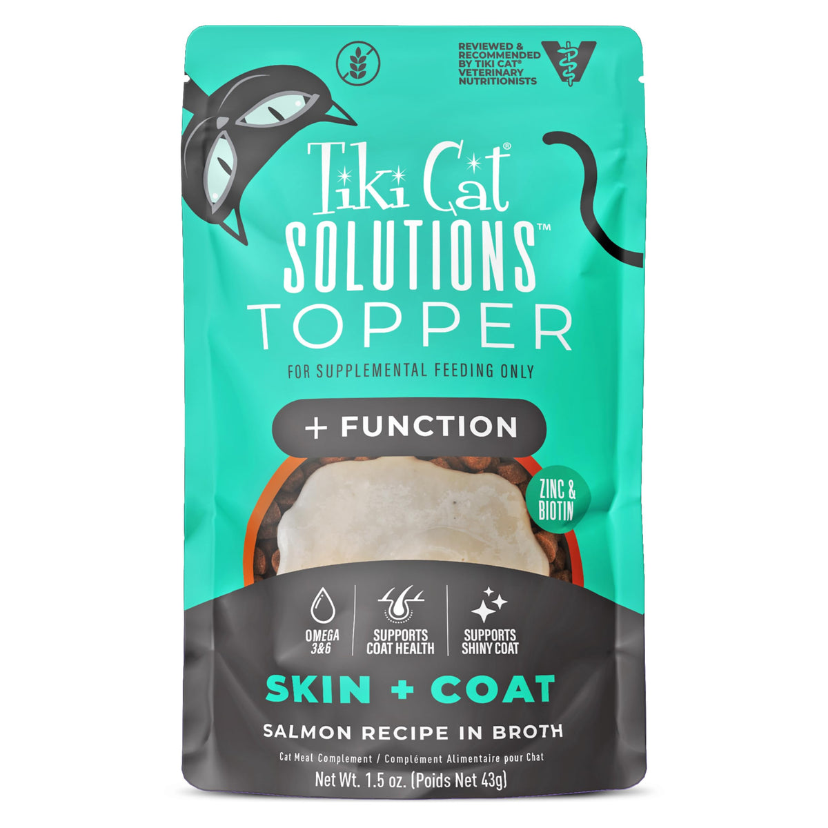 Topper Tiki Cat con salmón en caldo para piel y brillo del pelaje.