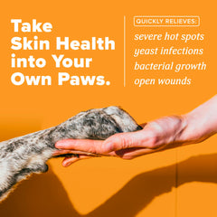Envase de TropiClean HomeVet Crema Medicada en una onza para uso práctico.