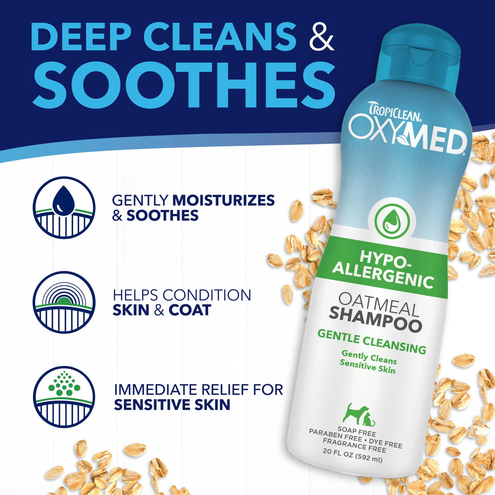 TropiClean OxyMed Champú sin químicos agresivos, ideal para piel sensible.