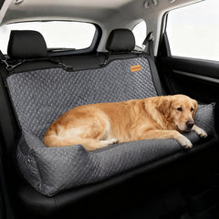Velupet Zoom: cama para perro en asiento de coche gris, espacio amplio para viajar cómodo.