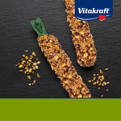 Clip para jaula con Vitakraft Crunch Sticks, fácil de colocar