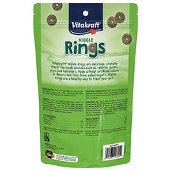 Vitakraft Nibble Rings, textura crujiente cercana para recompensas de entrenamiento.