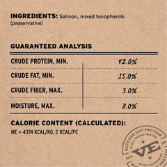 Vital Essentials bocados salmón crudo – textura crujiente, ideal para juego y entrenamiento.