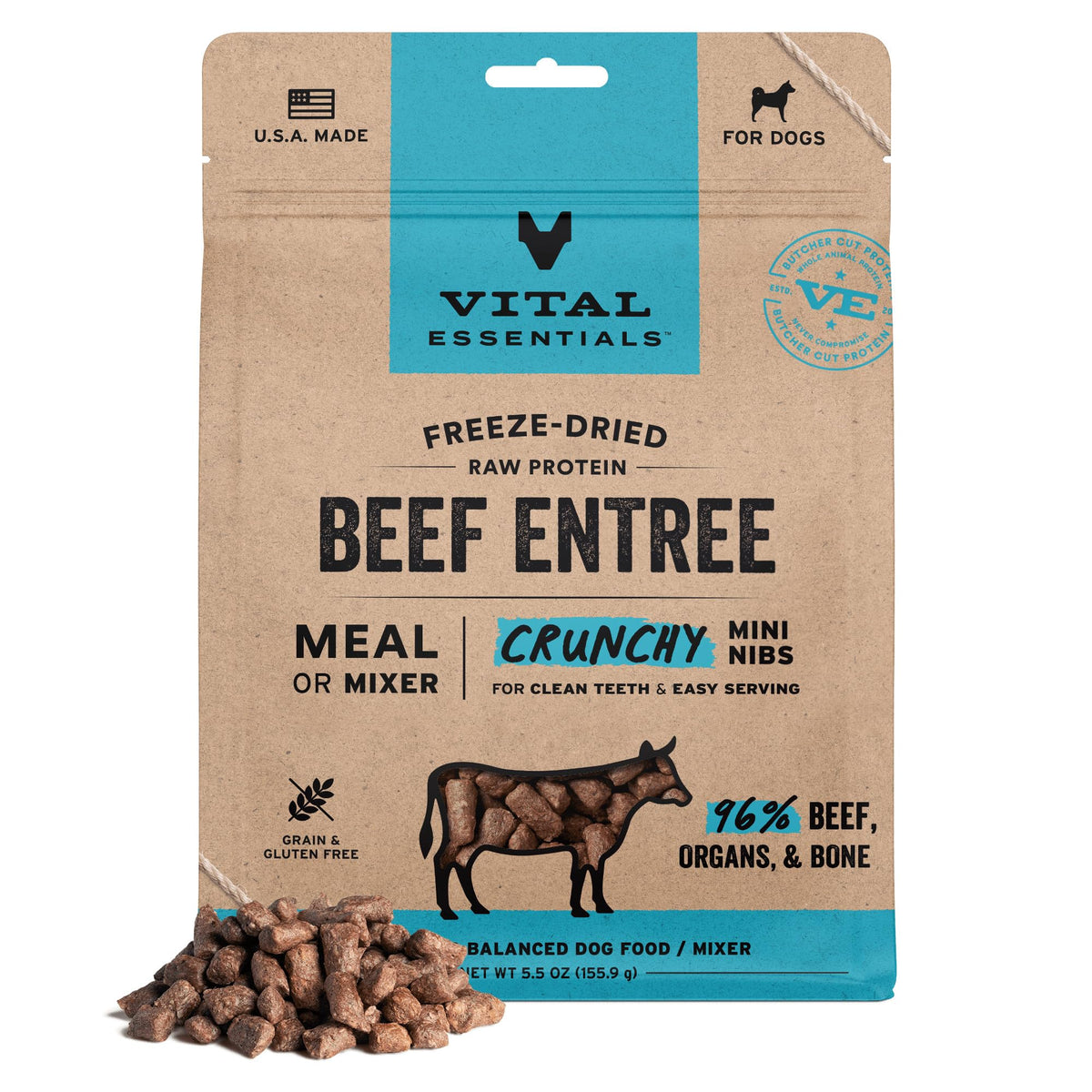 Vital Essentials: trocitos de res mini nibs crujientes en plato, perfecto como comida completa.