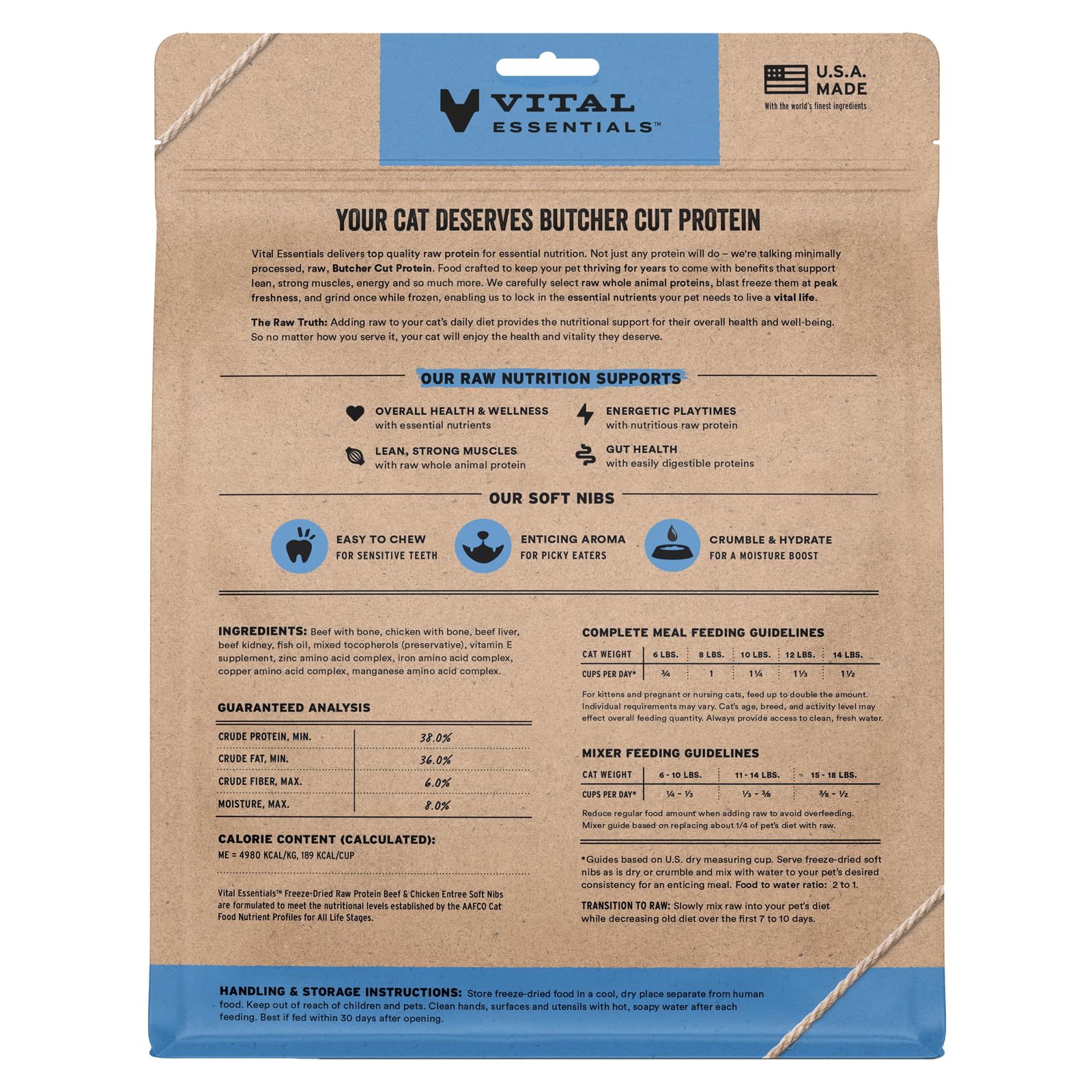 Trocitos suaves liofilizados de Vital Essentials en primer plano.