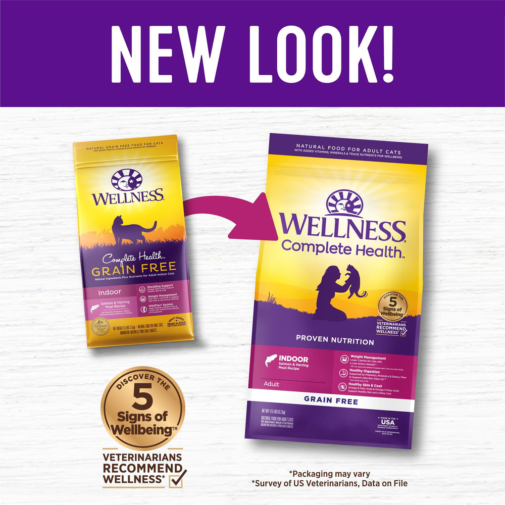 Wellness Complete Health croquetas con textura crujiente para gatos de interior.