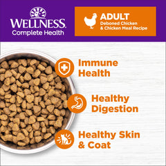 Wellness Complete Health con pollo deshuesado como primer ingrediente, sabor natural que encanta a los gatos