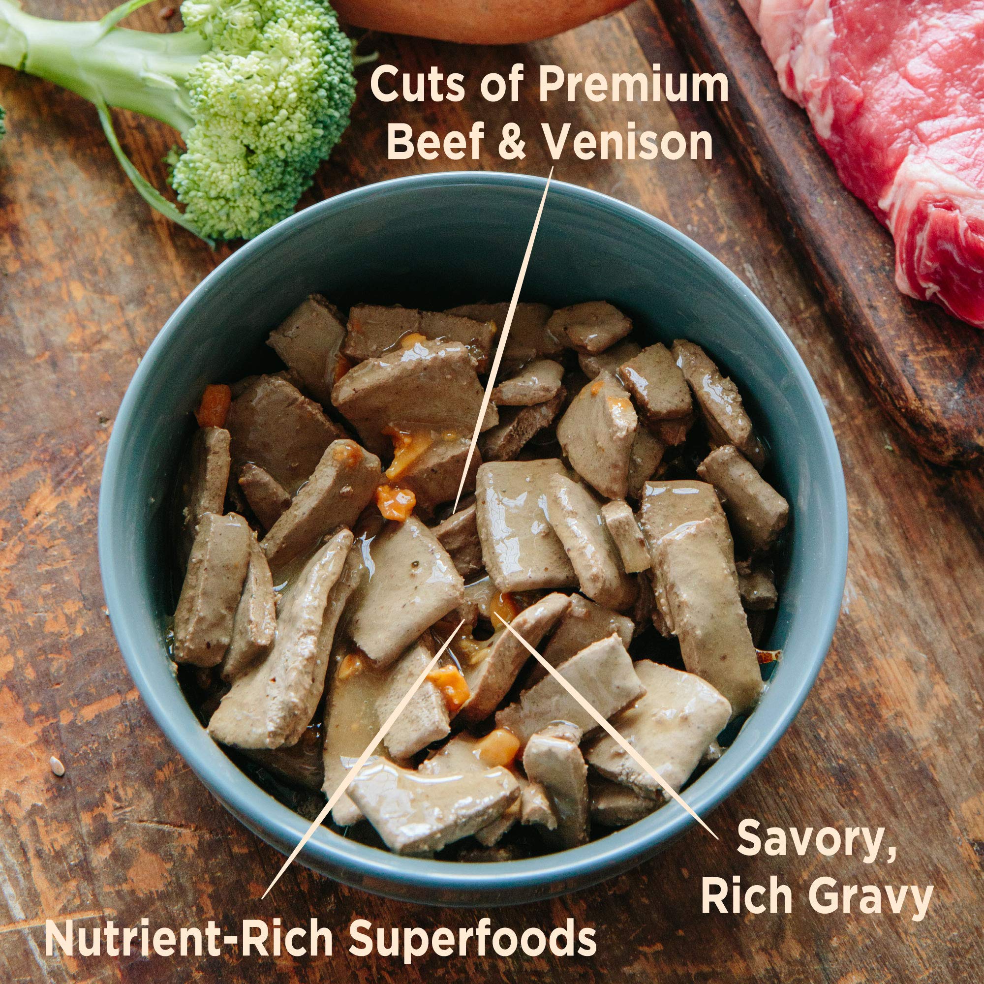 Wellness CORE Hearty Cuts lata, trozos en salsa ligera para perros