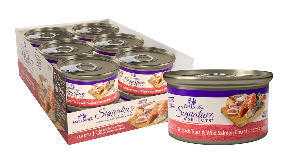 Wellness CORE Signature Selects lata abierta con atún y salmón para el paladar felino.