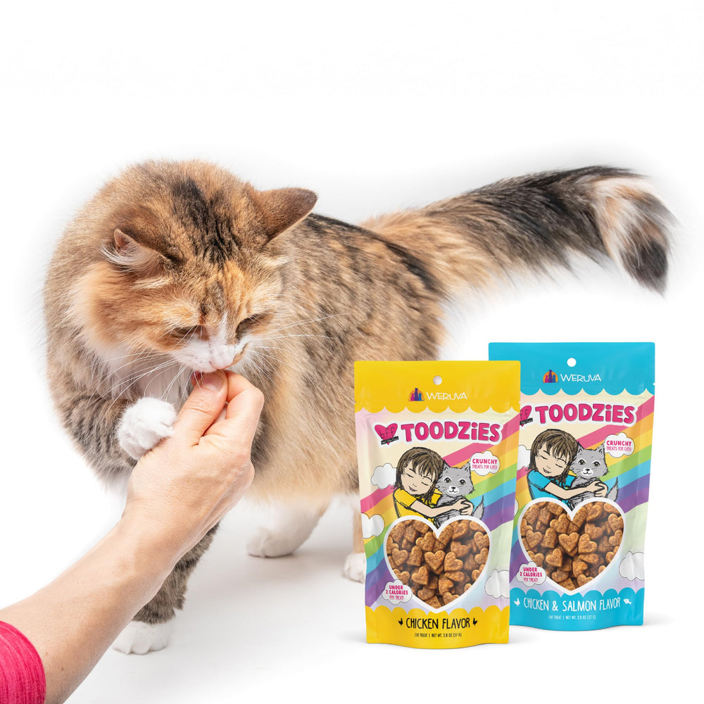 Logo de Weruva y empaque BFF Toodzies, marca familiar de snacks felinos.