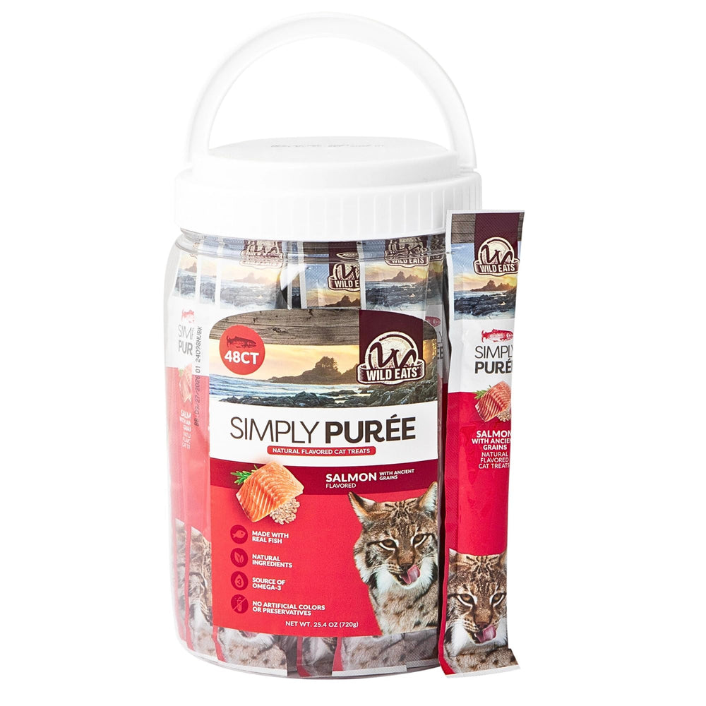 Sabor natural de salmón en Wild Eats Puré, delicioso y apto para gatos.
