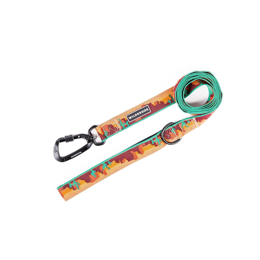 Wilderdog Ultralight Leash Moab con mosquetón giratorio para cierre confiable.