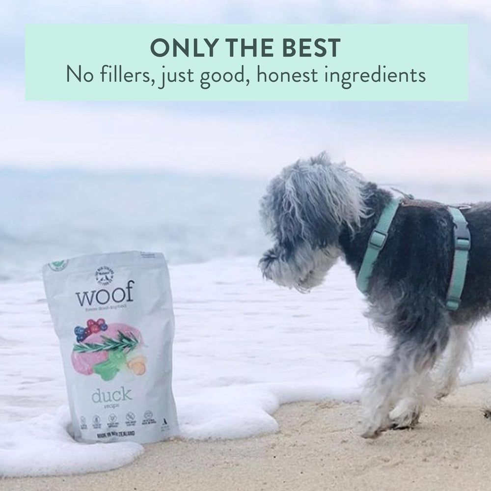 WOOF pato liofilizado con aceite de hoki para nutrición.
