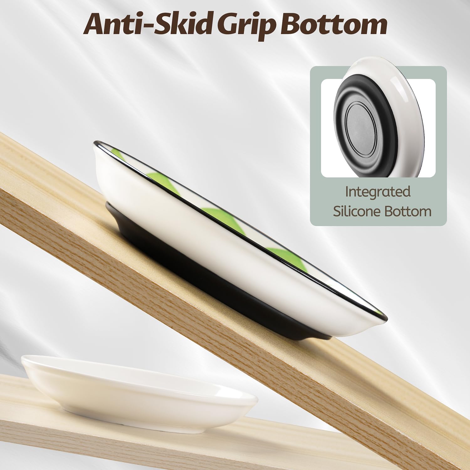 Base de silicona anti-deslizante protege el suelo y reduce ruidos.