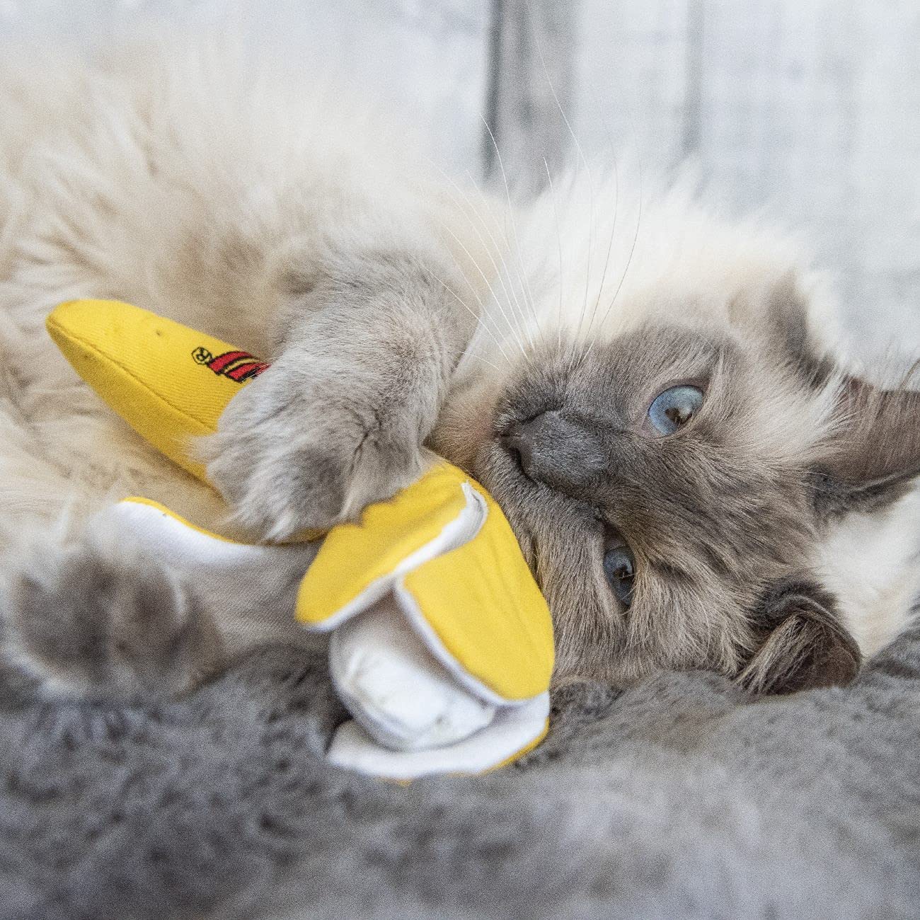 Yeowww! Chi-CAT-a plátano fabricación en Estados Unidos para calidad.