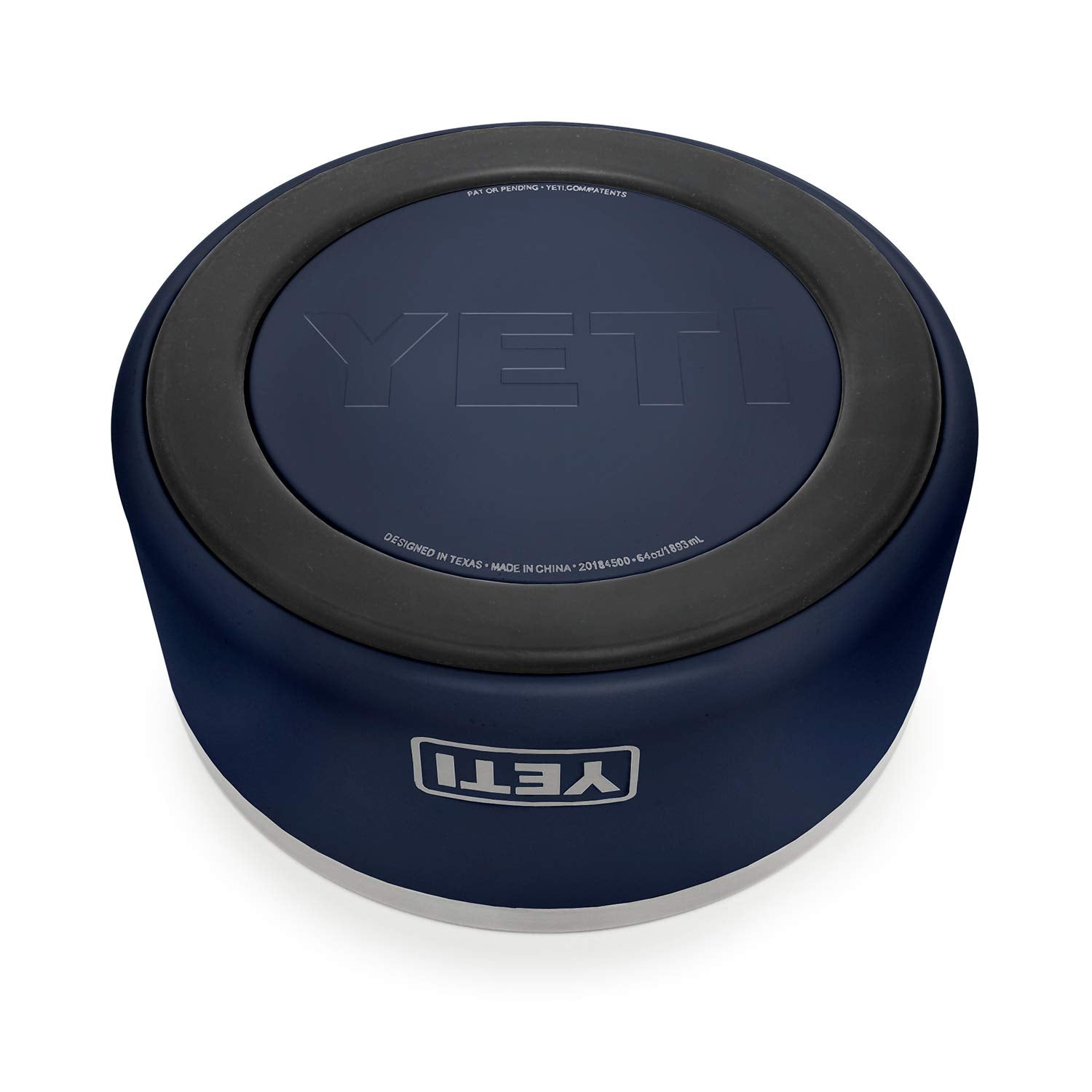 Anillo antideslizante Bearfoot de YETI Boomer mantiene estable la comida.