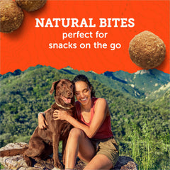 Zuke’s Adventure Bites textura suave y tierna para masticar fácilmente.