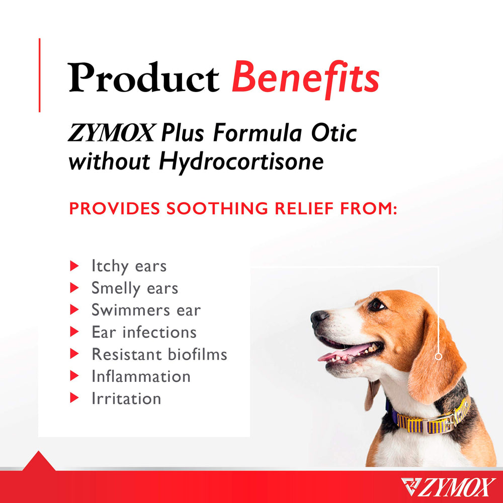 Aplicación en el oído de una mascota con Zymox Otico Avanzado.